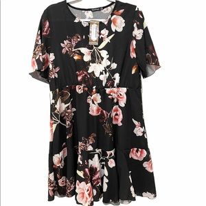 NWT Boohoo, Black, Flowy, Floral, Flower Print Short Sleeve Dress 12